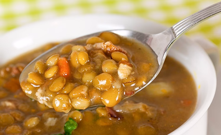 Quais são os nutrientes das lentilhas?