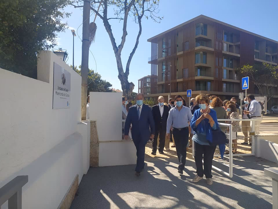 Porque é que Cascais se chama Cascais?