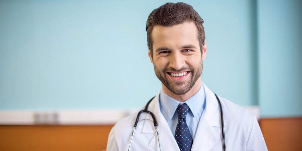 Quais são as qualidades de um profissional de Enfermagem?