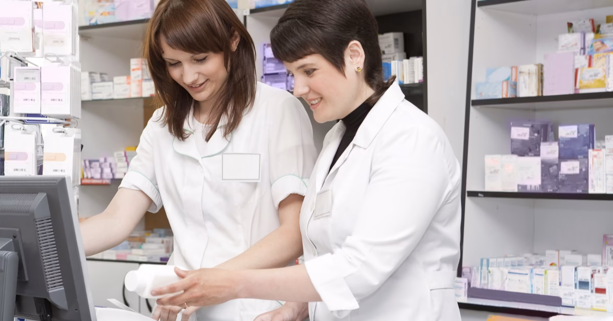 Qual é a diferença entre um técnico de Farmácia e um farmacêutico?