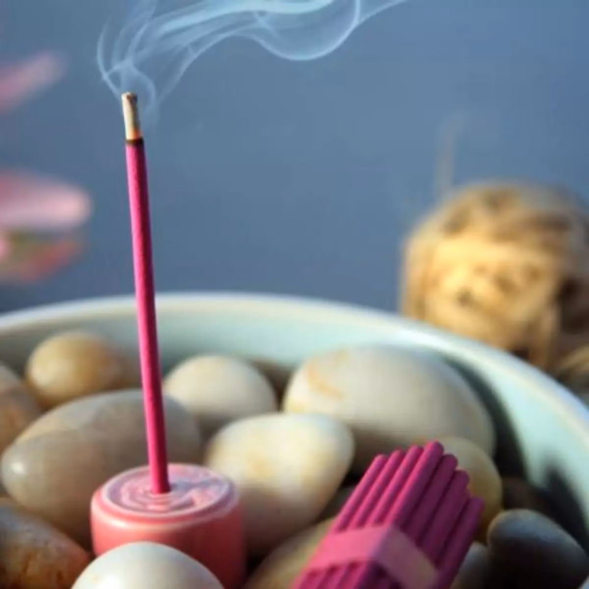 Quantos incensos posso acender por dia?