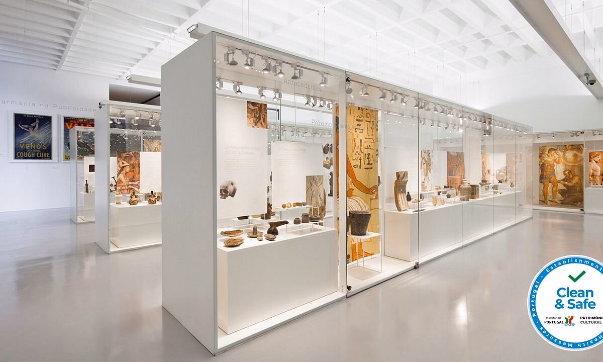 Onde fica o Museu da Farmácia?