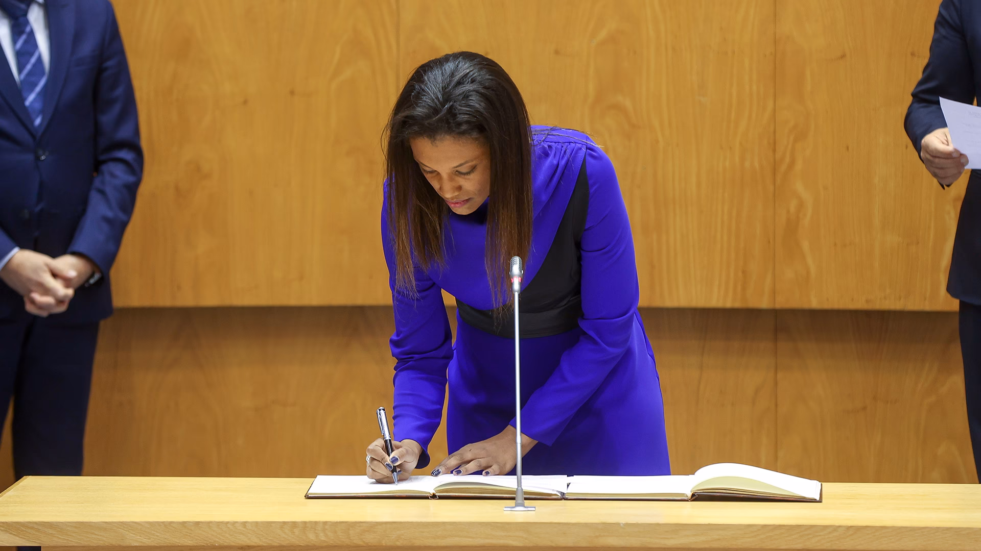 Onde fica o governo regional dos Açores?